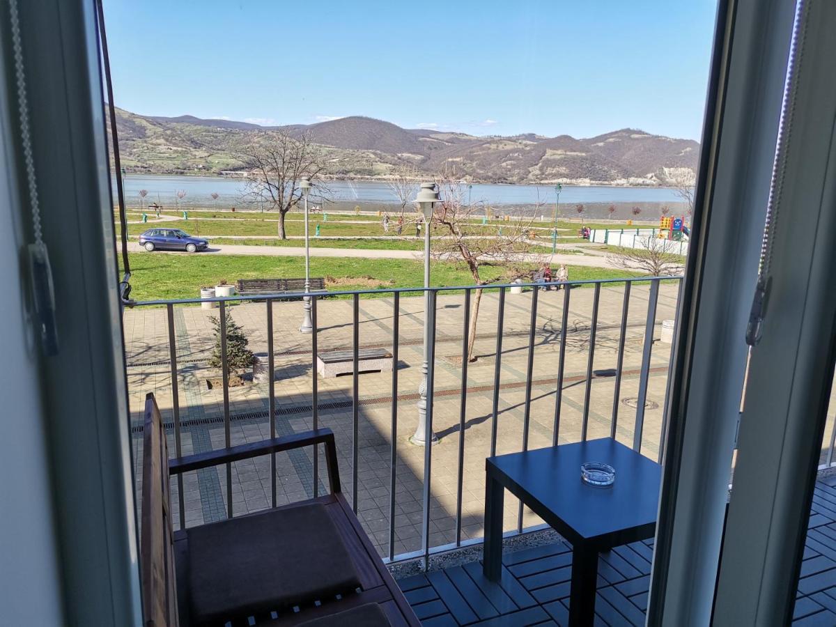 Apartman Terassa Donji Milanovac Luaran gambar